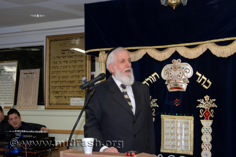 ../Images/Rabbi_Yaaqob_Menashe_00059.jpg